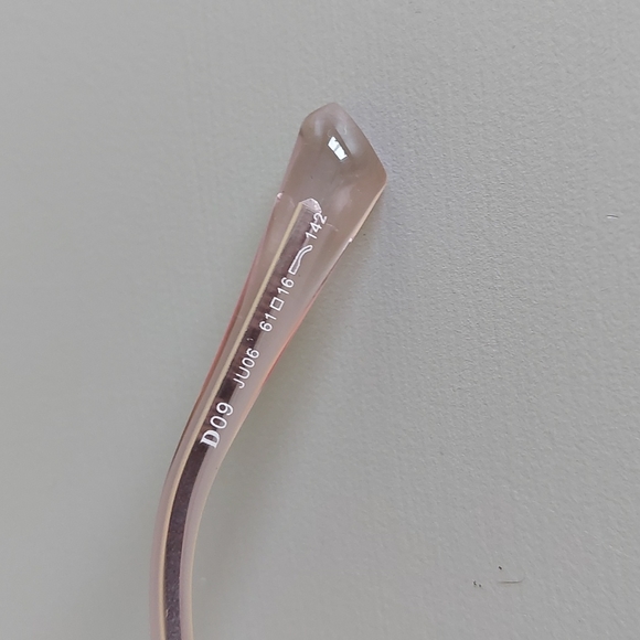 Pink sunglasses 👓 🌞 - Picture 6 of 8